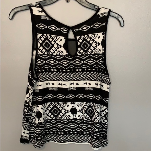 Oboe Shirt- size L - Picture 3 of 3